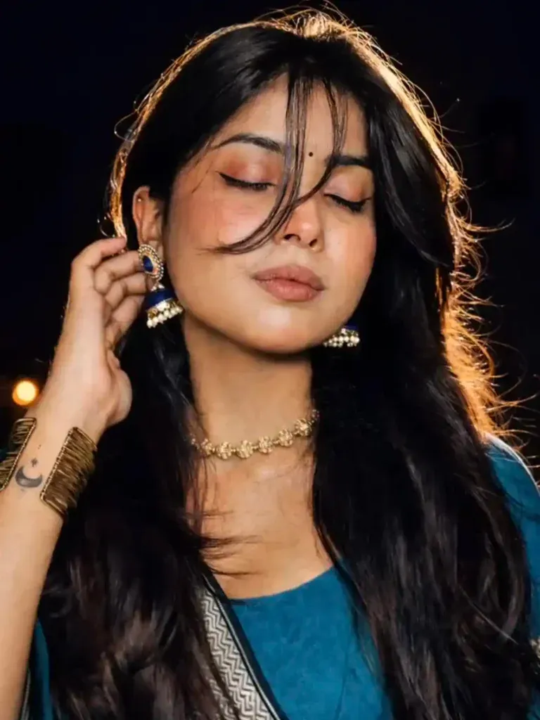 Night Flash Glow Photo Editing Prompts